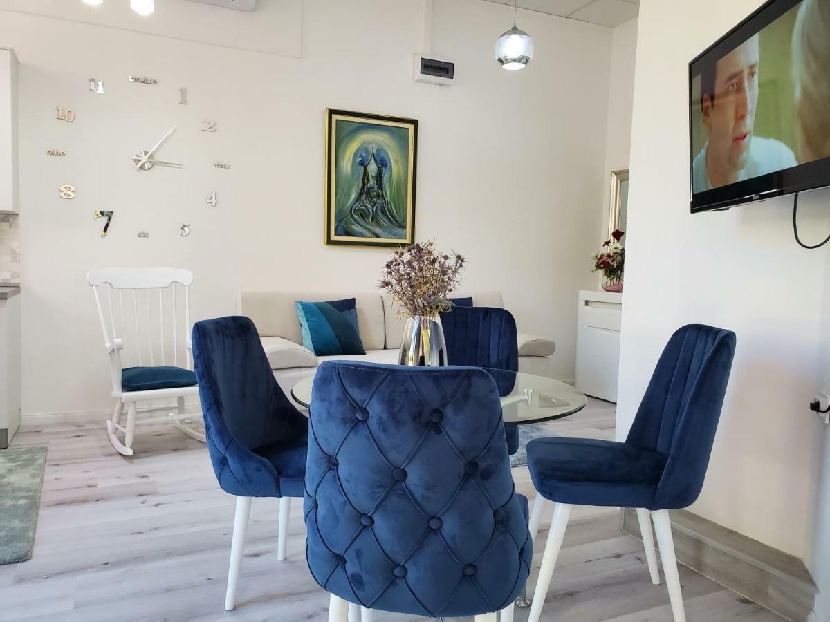 Mm Apartment Budva Bagian luar foto